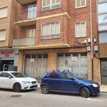 LOCAL EN CALLE CARDENAL FRIAS