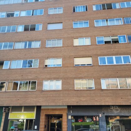 PISO EN CALLE ALMAZAN