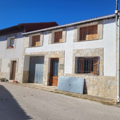 CASA EN LOS LLAMOSOS (SORIA)